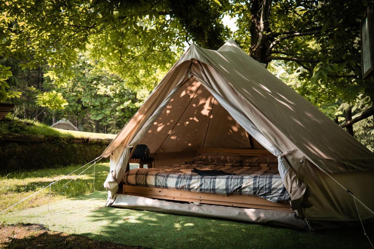 Camping Grondola - Federicofarm ปอนเตรโมลิ ภายนอก รูปภาพ